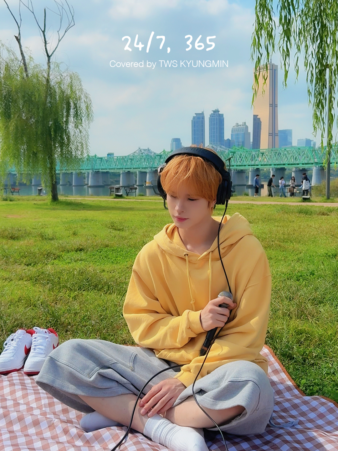 24/7, 365🌳 24/7 365일 사랑해여, 사이들 - 경민 - #KYUNGMIN #경민 #TWS #투어스 #247WithUs #TWSTUDIO