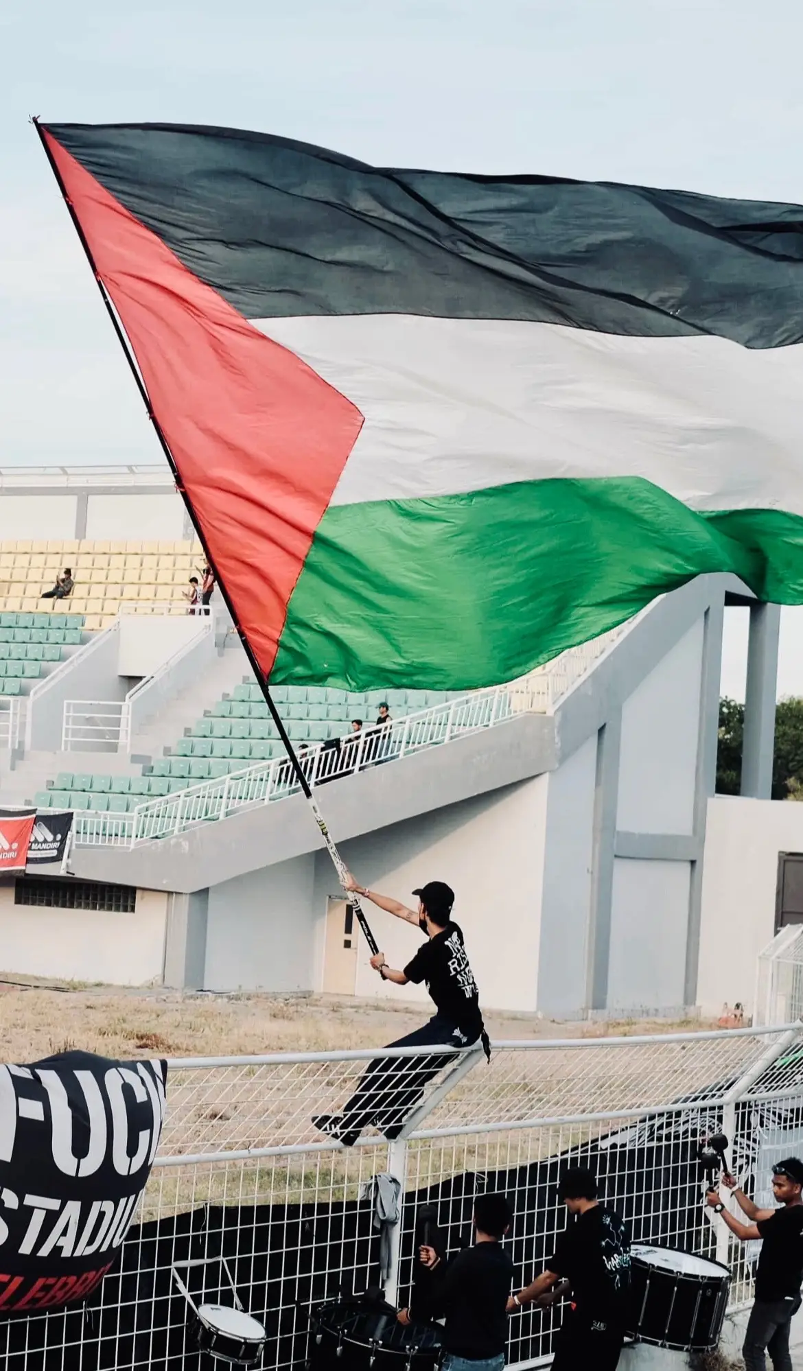 Never stop talking about Palestine. Palestine will be free☝🏻 #freepalestine #stopgenocide #palestine #palestinewillbefree 