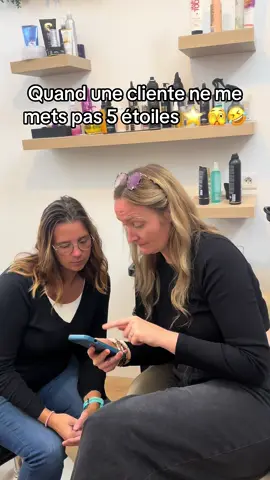 On est adorables… jusqu’à ce qu’on voie un avis à moins de 5 ⭐️. Après, c’est autre chose 😏🔥 #fyp #pourtoi #coiffeuse #acreationcoiffuremarnaz 