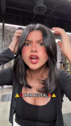 🫣 quick! everyone act surprised
