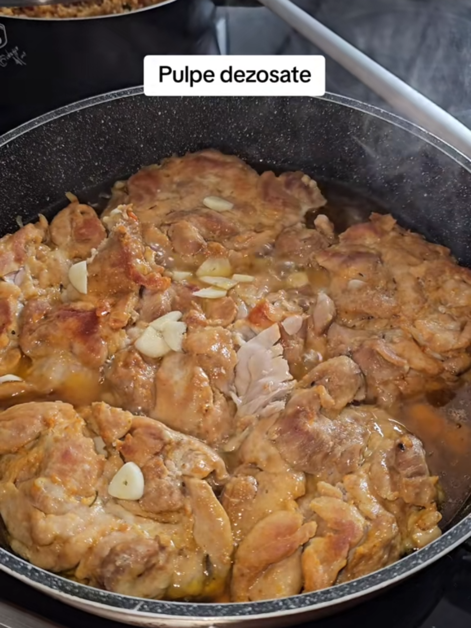 La foc mic bineînțeles. #simplyfoood #simplfood #rezept #cicken #pulpe 