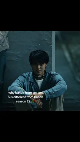 BRO HE'S SO DIFFERENT CANT BE THE ONLY WHO NOTICED THIS #aib #banda #different #foryou 
