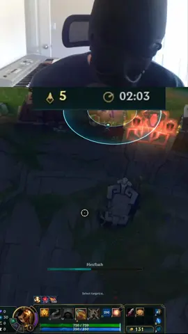 If you want know how to do this line up, I posted a full length youtube video about it. It's on my youtube of the same name of my insta. #leagueoflegends  #leagueofmemes 