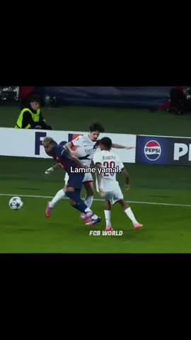 What a player 🥶🔥 #lamineyamal #vitinha #fcbarcelona #psg #championsleague 