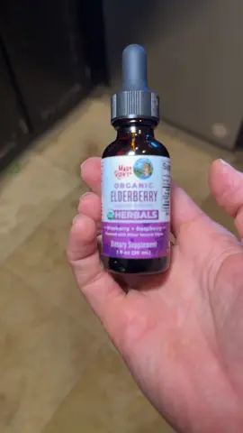 Organic Elederberry drops for cold and flu season 🤧#@MaryRuth's @MaryRuth's - Kids #coldandflu #momof3 #motherhood #mom #elderberry 