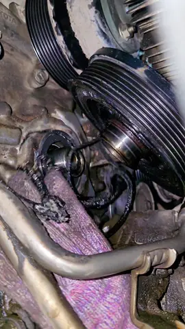 Engine oil Seal Leakage Toyota Fg#auto #mechanic 
