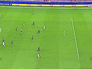 هاا ليدي صارآ 2 😂😂 #تيم_بــيــلــي✮ #الملكي_سيد_اوروبا🔥🇪🇸 #بيليجهام_اسطورة_مدريد👑🔥 #15دوري_ابطال_اوروبا🏆❤️ #الشعب_الصيني_ماله_حل😂😂 