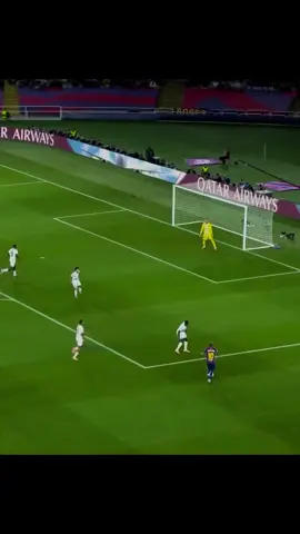 دقيقة من وقتك اضحك  على برشلونة 😂😂برشلونة 😂😂😂😂😂😂#دوري_ابطال_اوروبا #ريال_مدريد #هلا_مدريد #مدريديستا #RMCity 