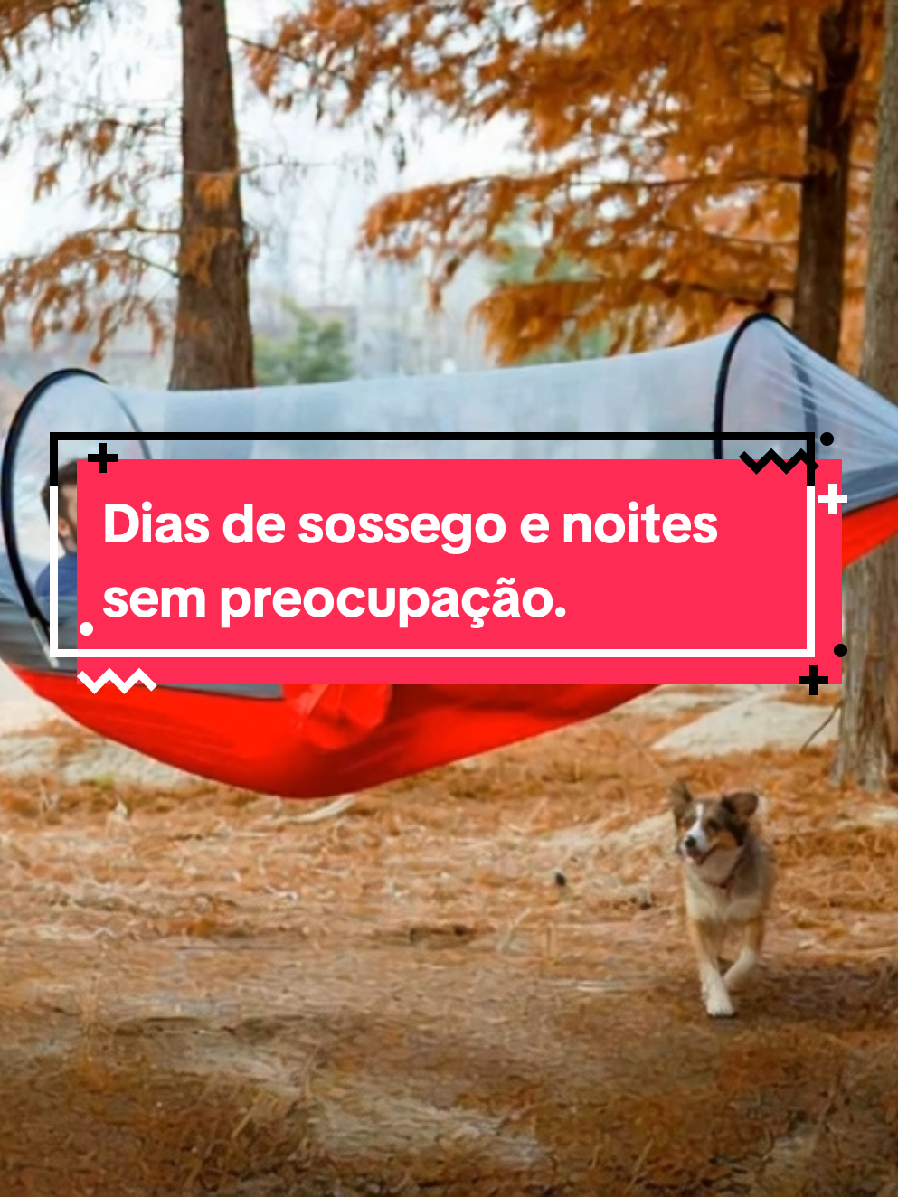 Relaxamento total sem picadas! 😴 Nossa rede com mosquiteiro é perfeita para um descanso tranquilo na natureza.   #RedeDeDormir #Descanso #Camping #Mosquiteiro #Natureza    