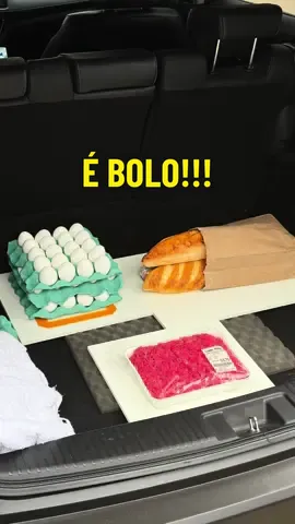 Eu, @luiztoledoconfeiteiro e Rossana tivemos a honra de confeccionar os bolos realistas desse episódio do @masterchefbr  Nos divertimos e aprendemos muito. Gostaram do resultado? 🥰  #bolomasterchef #bolosrealistas #cake #confeitaria #fy