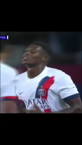 Nuno Mendes vs yamal 🔥🥶🙆#veiwsproblem💔😶 #foryoupage #4ever #foryoupage #fybシ #viral_video #goatronaldo🐐🇵🇹 #manunitedfans 