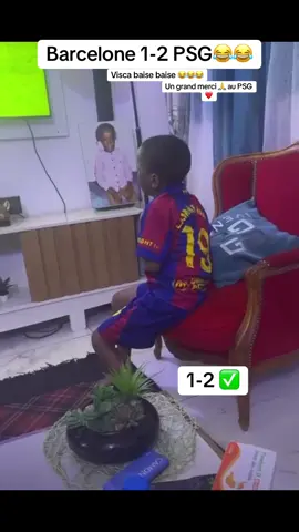 Ce n’est que le début✅😂😂🙏 @cc Barcelone @PARIS SAINT GERMAIN 💙❤ @möndiål premier 🇨🇲❤️👤 