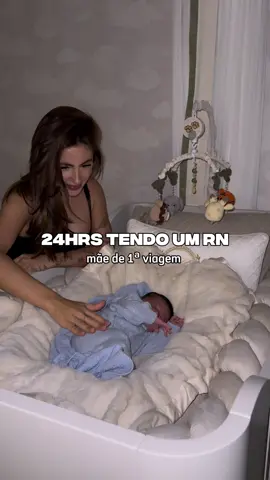 Faz 23 dias que eu não durmo… Mas estou amando ser mãe 🥹🩵