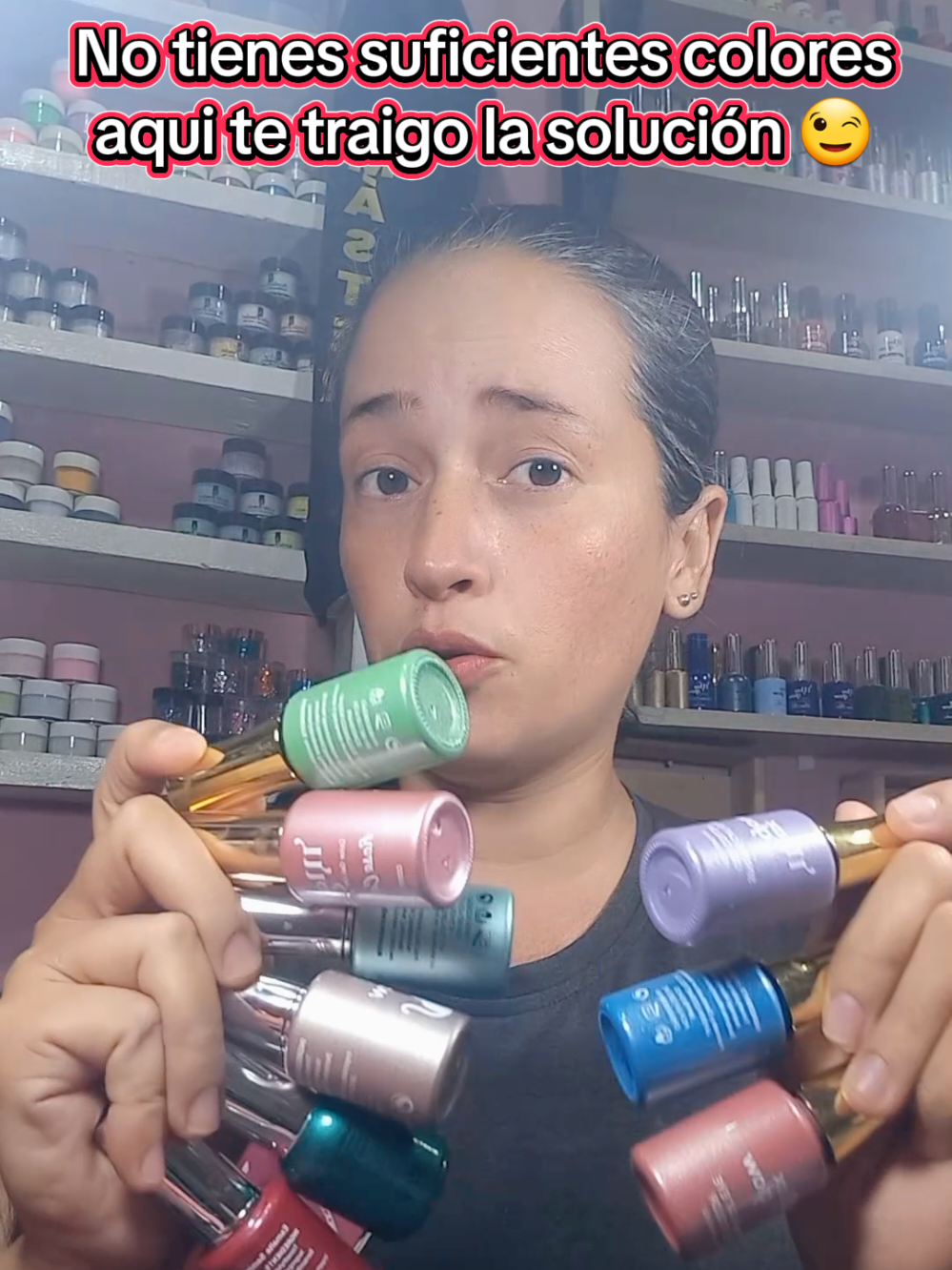 muchas veces nos ponen en apuros y tenemos que solucionar 😌👩🏻‍🎨💅🏻 espero les funcione y lo pongan en práctica mis amores 🥰👩🏻‍🎨💅🏻#nailsart #lospuertosdealtagracia #fanyoupage #nailsnailsnails #solucionesrapidas 