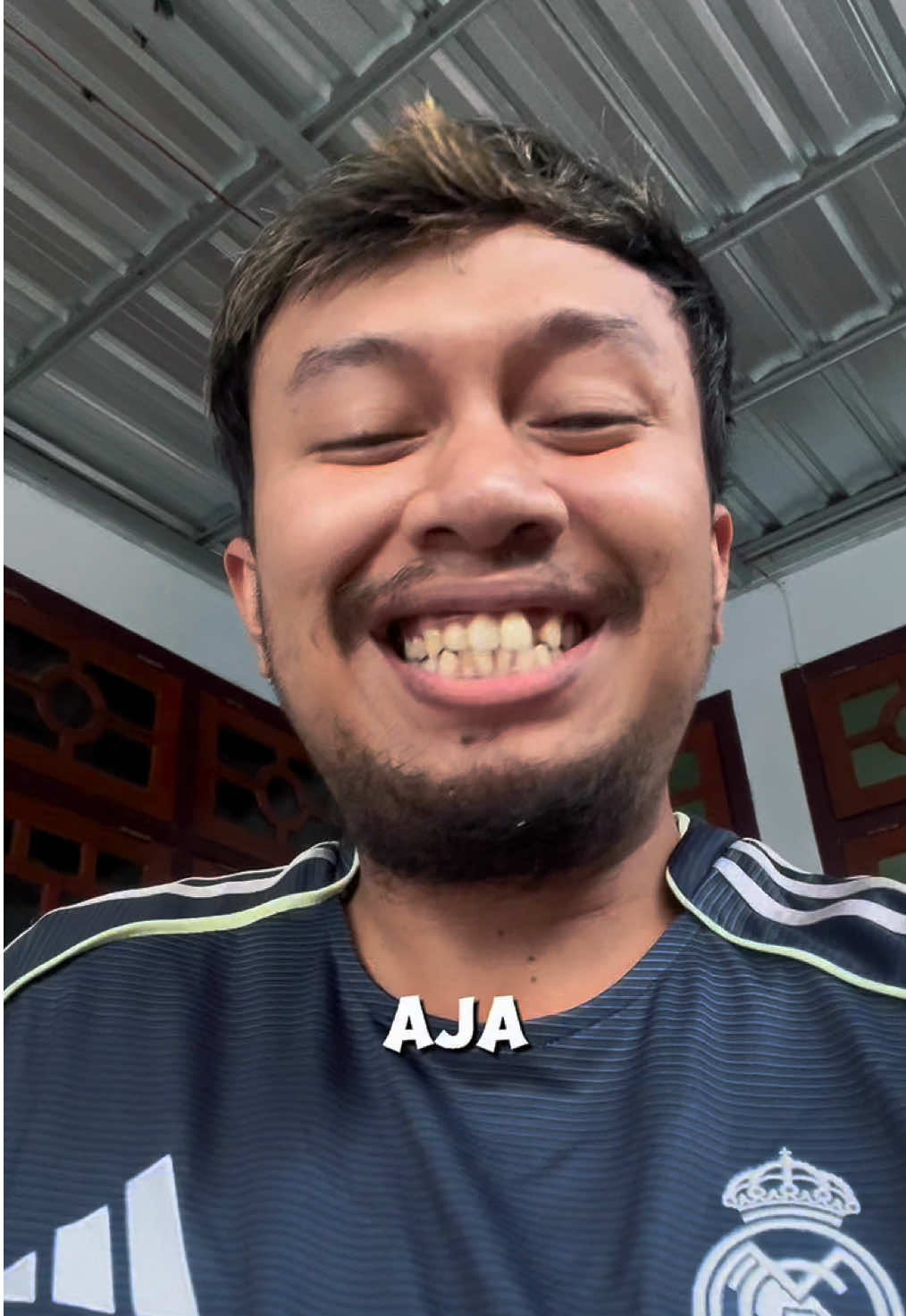 Hari ini kok auranya beda ya 😁