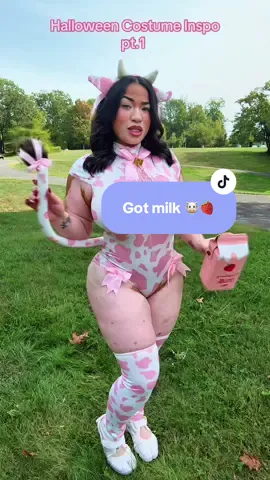 Got Milk 🐮🍓 Halloween costume part 1 and you already know as always I have a few! Comment below what you’d rate this 1-10.  #halloweenideas #halloweencostume #OOTD 