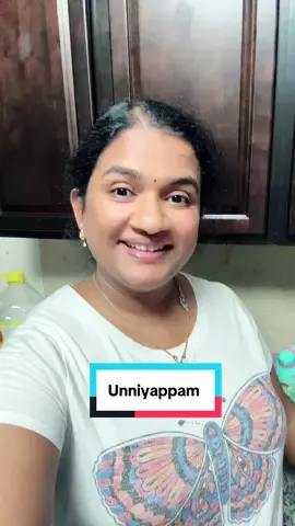 Indian sweet - Unniyappam #indiandessert #indianfood #foodtiktok #Foodie #dessert 