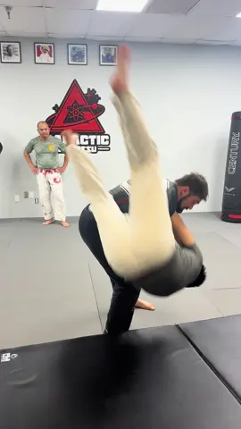 To be a complete grappler you have to be sharp with takedowns and submissions 💥👊🏼 . . #jiujitsu #judo #wrestling #galacticjiujitsu #georgianblackbelt