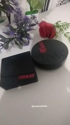 Cushion Bagus, Ringan Dan Low Budget? OMG Solusinya  OMG Coverlast Cushion dan Compact Powder adalah cushion dan bedak padat yang memberikan high coverage dengan skin attachment yang tinggi, Mampu menyamarkan kemerahan, bekas jerawat, dan noda hitam. Dengan Color Advanced Tech 2.0 formulanya no-oxidize dan longlasting hingga 12 jam. Dapatkan tampilan yang halus dan flawless dengan Ultra-Fine Smooth Particles, serta actives Vitamin E, Jojoba Oil, dan Allantoin untuk menjaga kelembapan dan menenangkan kulit Say no to cakey, crack, creasing, dan patchy. Dewy Finish | SPF 30 PA+++ | Dermatologically Tested | Non-Acnegenic | Non-Comedogenic