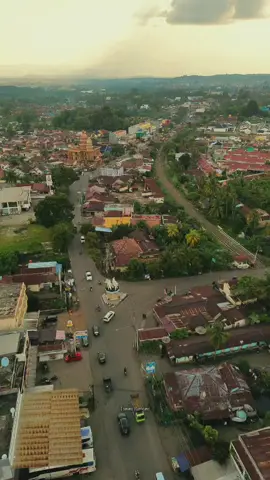 📍Lahat, Tunggu Lembayung.. cover Armadi Raga - Timpe Dapuh.. #drone #fyp #kabupatenlahat #pesonaindonesia #cinematic 