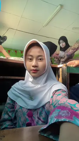 hari batik yAk??