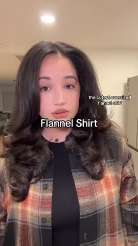 in love with this flannel shirt 🤍 #fashion #flannelseason #flannel #outfitinspo 