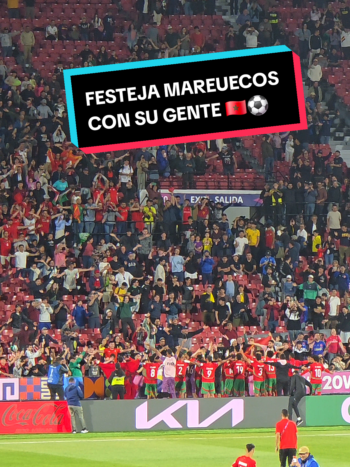 Pitazo final y el elenco de Marruecos festeja con todo y con su gente que vino a apoyarlos al Nacional 🏟🎉 #morocco #futbol⚽️ #mundialsub20 #fyp #paratiiiiiiiiiiiiiiiiiiiiiiiiiiiiiii 