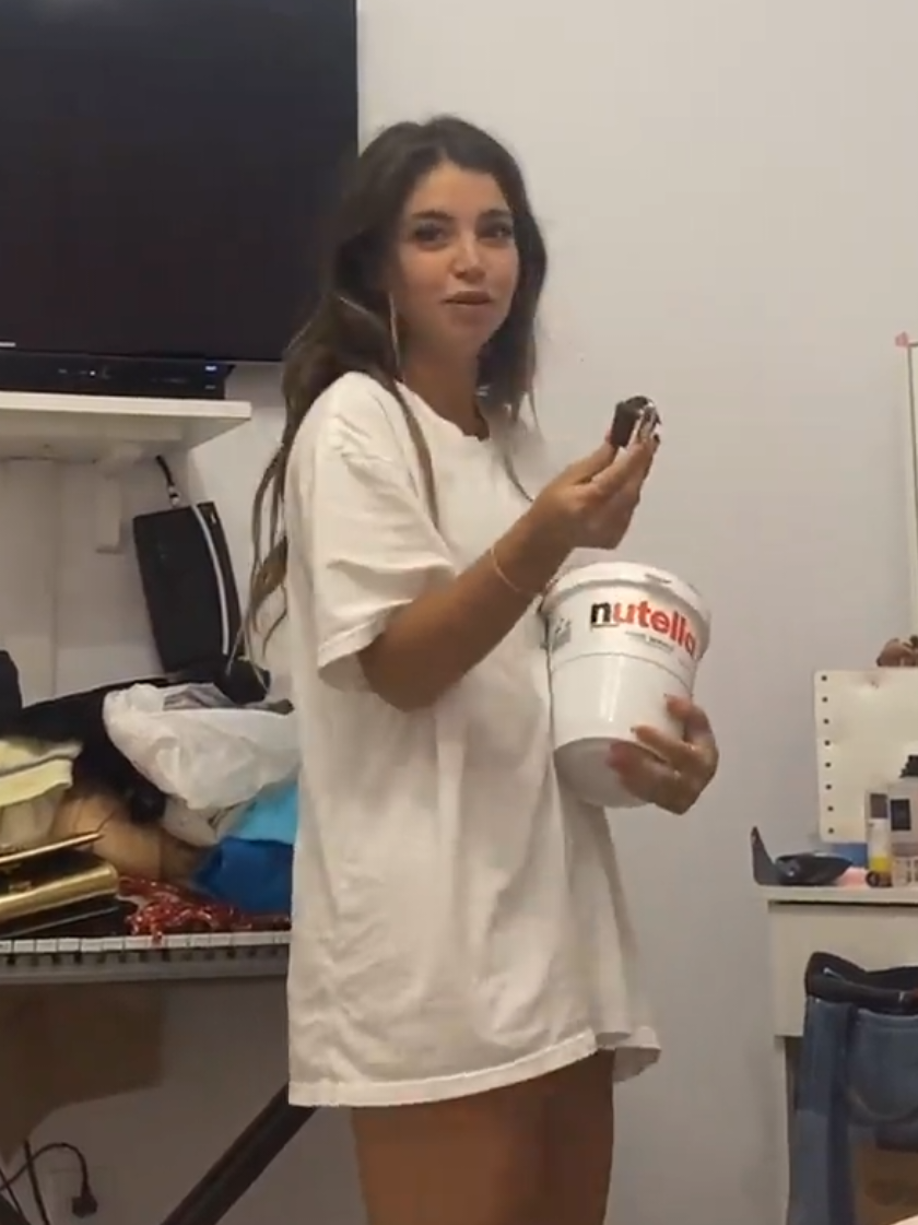Flavia y su Bote De Nutella 😂 #flavialaos #flavia #fyb #paratiiiiiiiiiiiiiiiiiiiiiiiiiiiiiii #virallllllllllllll 