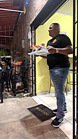 O melhor hambúrguer artesanal da região!  @Lucas Alves  QUEM COMPRAR E FALAR QUE VEIO DO VÍDEO DO TIKTOK TEM DESCONTO! . . . . . . . #maceio #hamburger #hamburguerartesanal #lanche #ifood 