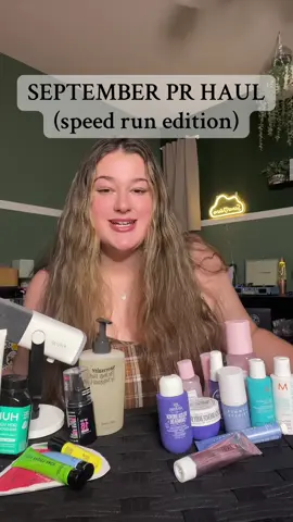 thank you so much for the support guys. I really appreciate it! I can’t wait to see what this month of October has to bring! Hopefully I can do a giveaway to give back to you all soon #Vlog #beauty #prhaul #prunboxing #unboxing @Summer Fridays @ONE SIZE BEAUTY @Nécessaire @Glow Recipe @Moroccanoil @Sol de Janeiro Inc 