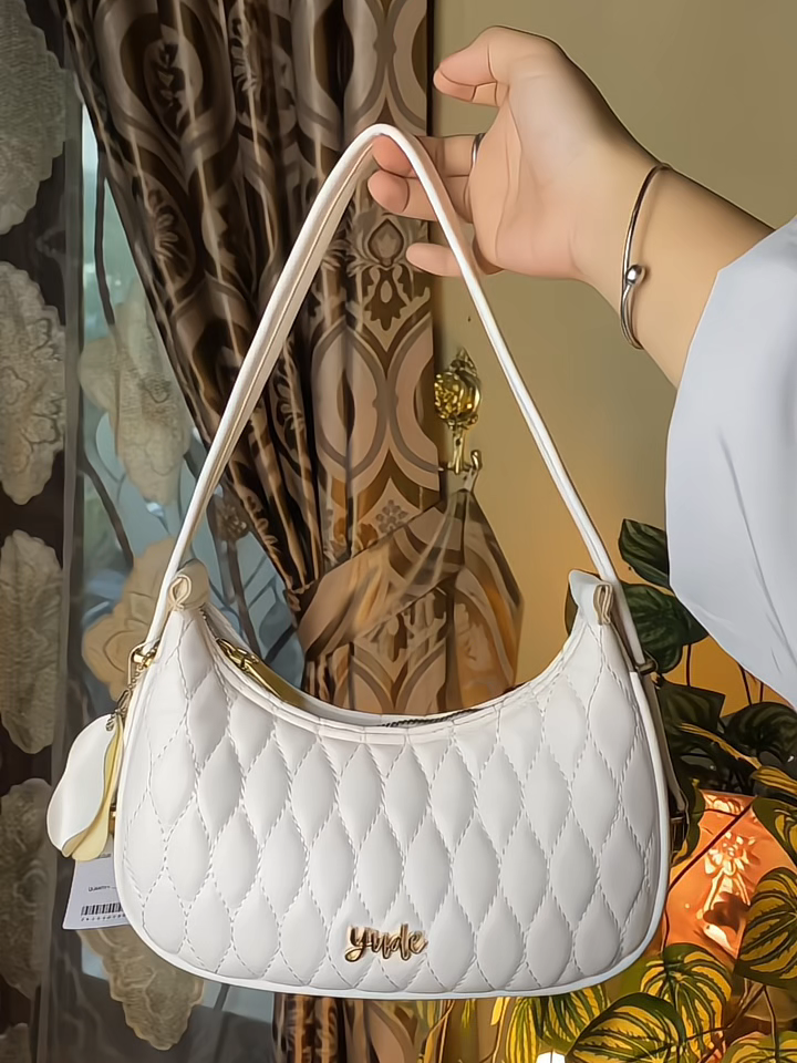 44. Tas selempang wanita #handbagwanita #tasselempangelegan #tasselempangwanita #shoulderbagwanita #taswanitaelegan #tasselempangterbaru #handbang #shouderbagwanita
