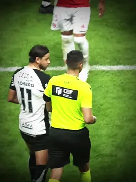 O Corinthians tem sido roubado rodada após rodada, uma vergonha! | 😤⚫️⚪️ . . . #corinthians #internacional #juiz #brasileirao #roubo .. ☝🏼⚽️🦅
