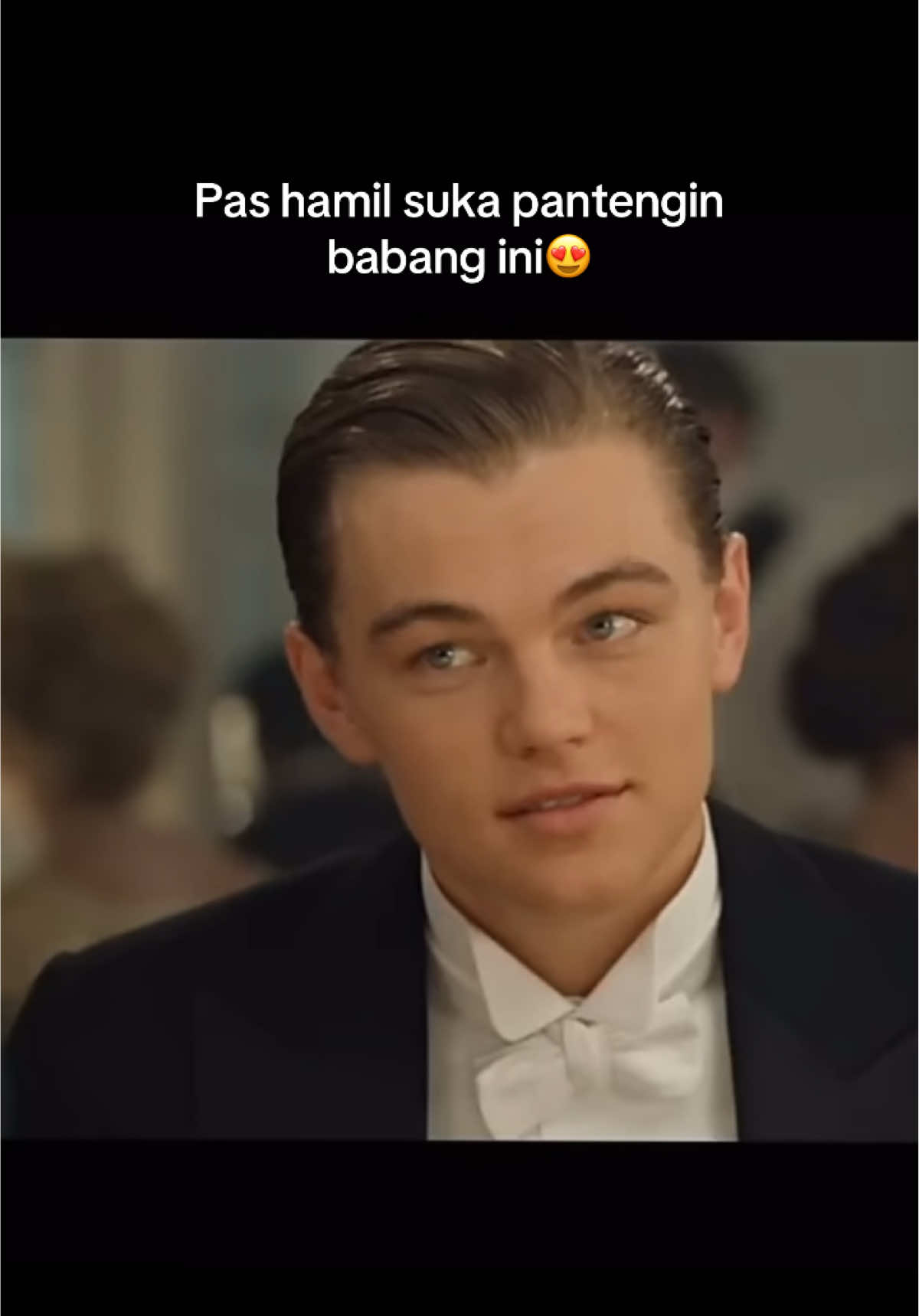 Gak tau apakah ini mitos atau fakta tapi rambutnya mirip 😆😅😍❤️