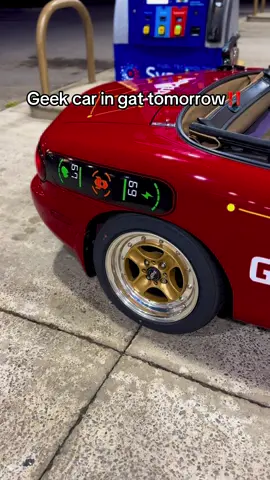 don’t look too close ts clapped yo!#geekcar #miata #slammedenuff #slammedenuffgatlinburg #fyp 