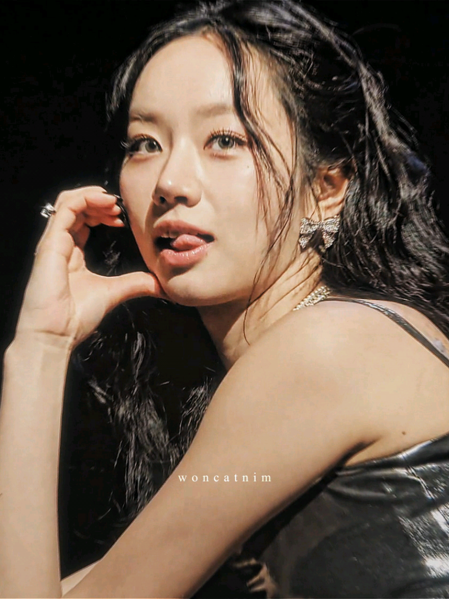 missing her fm outfits || ib/rm @jyn.xie #hyeri #leehyeri #girlsday #edit #fyp 
