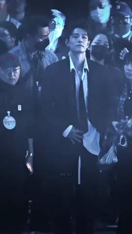 หล่อเท่อะไรเบอร์นี้คะพี่จ้าน กราบคลานเข่าค่ะ 😁 #xiaozhan #เซียวจ้าน #肖战 #fyp 