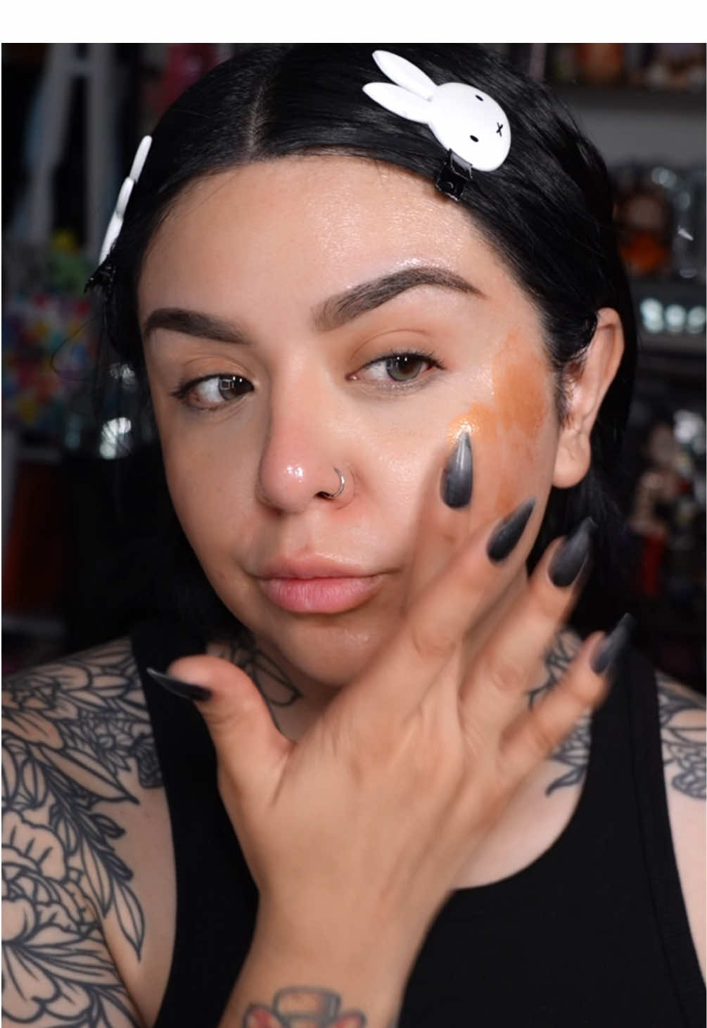 I’m taking this sun kissed glowy skin into fall! Trying out @mcobeauty us products #mcobeauty #glowyskin #skin 