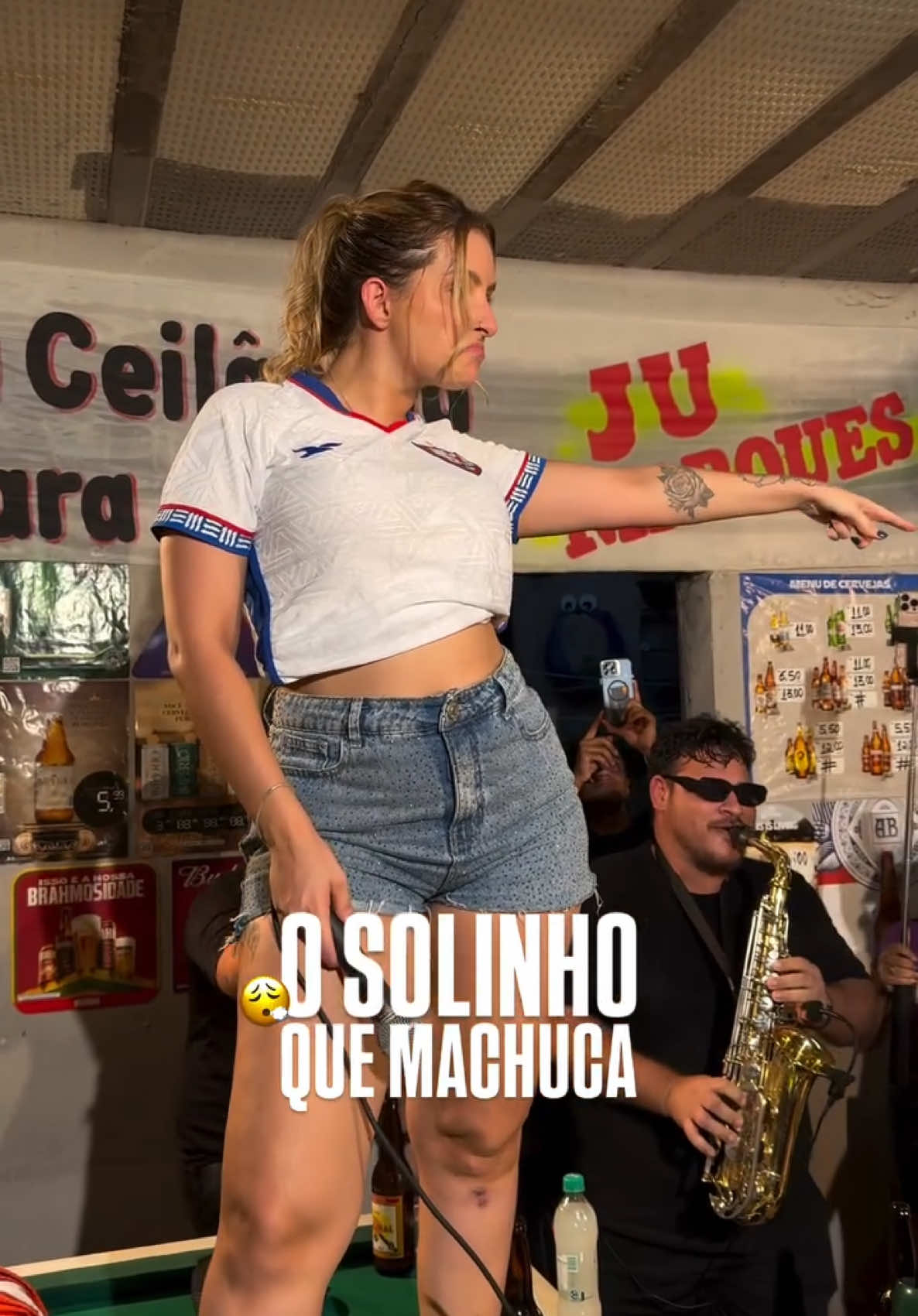Enquanto existir esse solinho, cerveja e boteco minha mãe não dorme em paz 😂😂🤣  #solinhoagressivo #seresta #jumarques