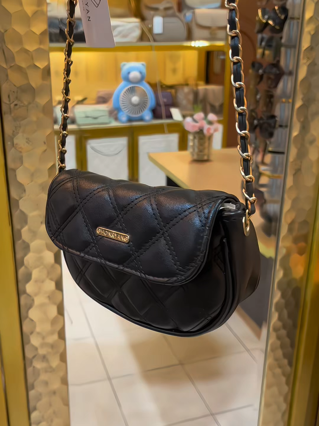 Nyoba beli tas dari brand inj malah ketagihan pengen beli trus #tasselempangwanita #taswanitaelegan #shoulderbagwanita #handbagwanita