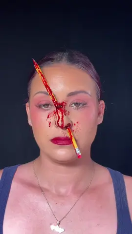 Halloween is coming! 🤩  #spookyseason #spookyseasonhasbegun #sfx #fakeblood #makeup 
