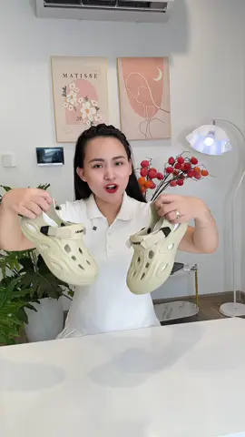 Đôi giày sneaker cho các bé đi học đi chơi 4 mùa #thoitrangtreem #quanaotreem #giaydep 