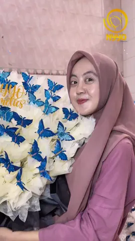 Se-seneng itu guys mimin tuh! 🥰✨️ _ ✨️🦋 #nyyocosmetics #glowingskin #skinbarrier #nyyomoisturizer #ceweknyyo 