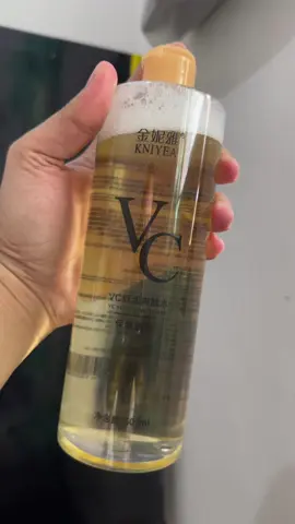 kung ng hahanap ka ng toner na pasok sa buget mo at di mahapdi sa balat eto na yon mga sissy☺️#LIVEIncentiveProgram #MakefriendsLIVE #PaidPartnership 