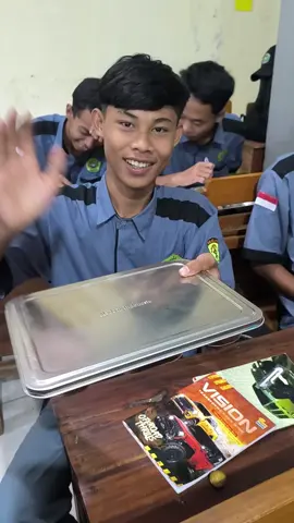 makan sayaaangggg #smkdrwahidin٩🥰۶ 
