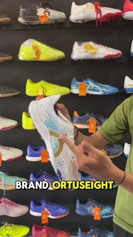 Catalyst Trident in #sepatufutsal #ortuseight 