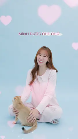 Hậu trường phỏng vấn cùng Hariwon và những câu nói chấn động của cô ấy về tình yêu. Các nàng có đoán được Hariwon sẽ đem đến câu chuyện tình yêu thế nào trong BST Thu Đông mới của Mialala không? Hẹn các nàng vào 03.10 này nhé!   #MialalaxHariwon #LoveSoftCollection #LoveSoftCollection  #FallWinterCollection2025 