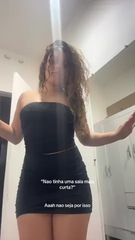 É um shorts saia 👍