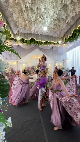 #amirawedding #upacaraadatsunda #lengsersunda #weddingjatinangor #wojatinangor 