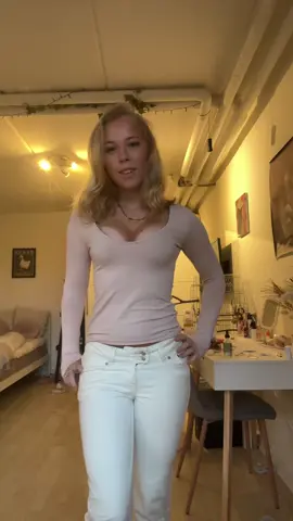 We fell in love in october#scandinavia#outfitcheck#october#viral#fupp
