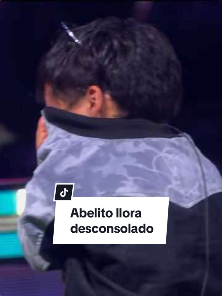 @el_abelito_oficial rompe en llanto tras la salida de @alexisayalaone.  Si quieres ver el momento COMPLETO, suscríbete ya a @vix y no te pierdas de nada con el 24/7 🔥 #LaCasaDeLosFamososMx, rumbo a la final, disponible también en #LasEstrellas y #Canal5.
